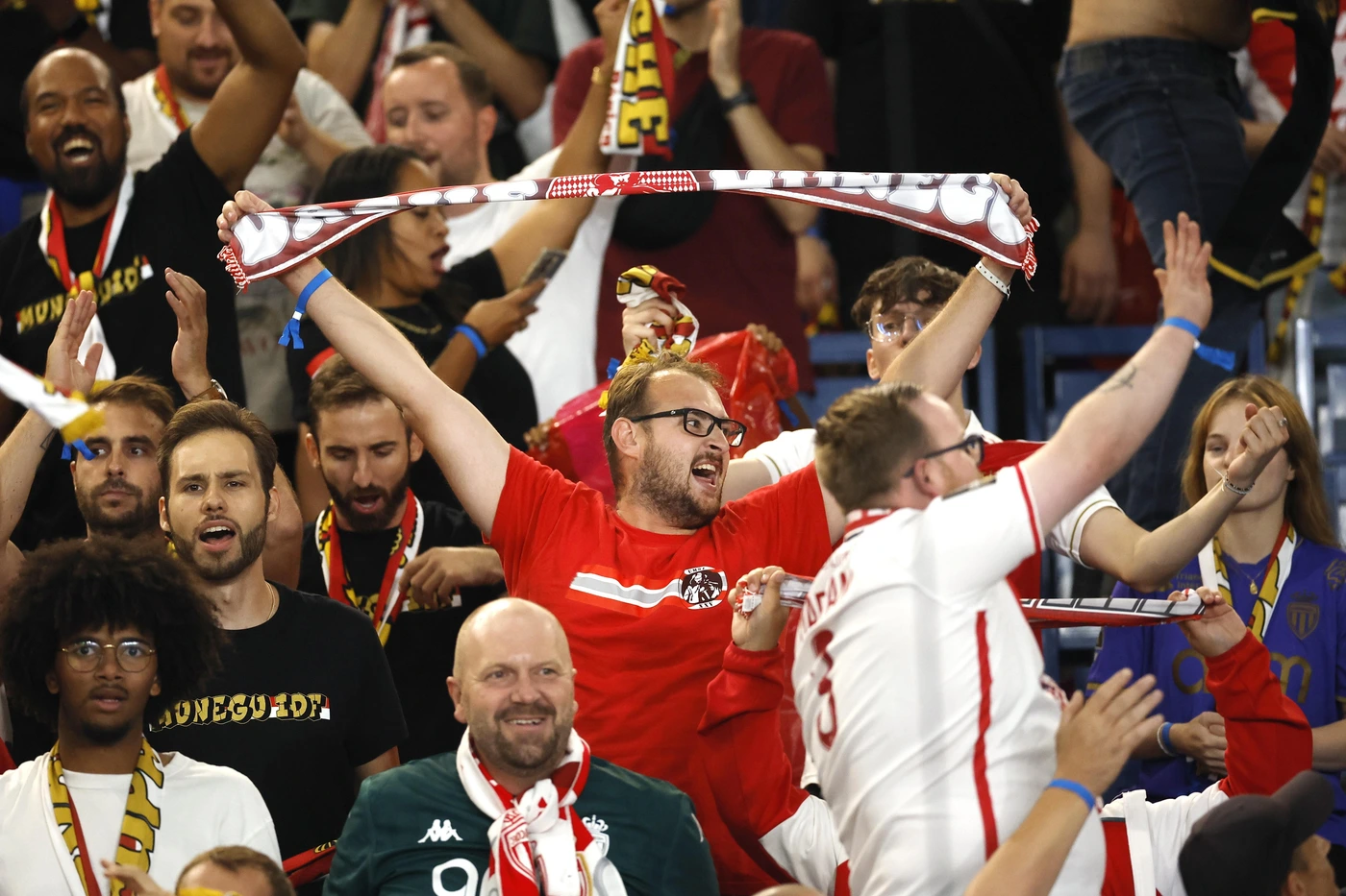 Monaco fans