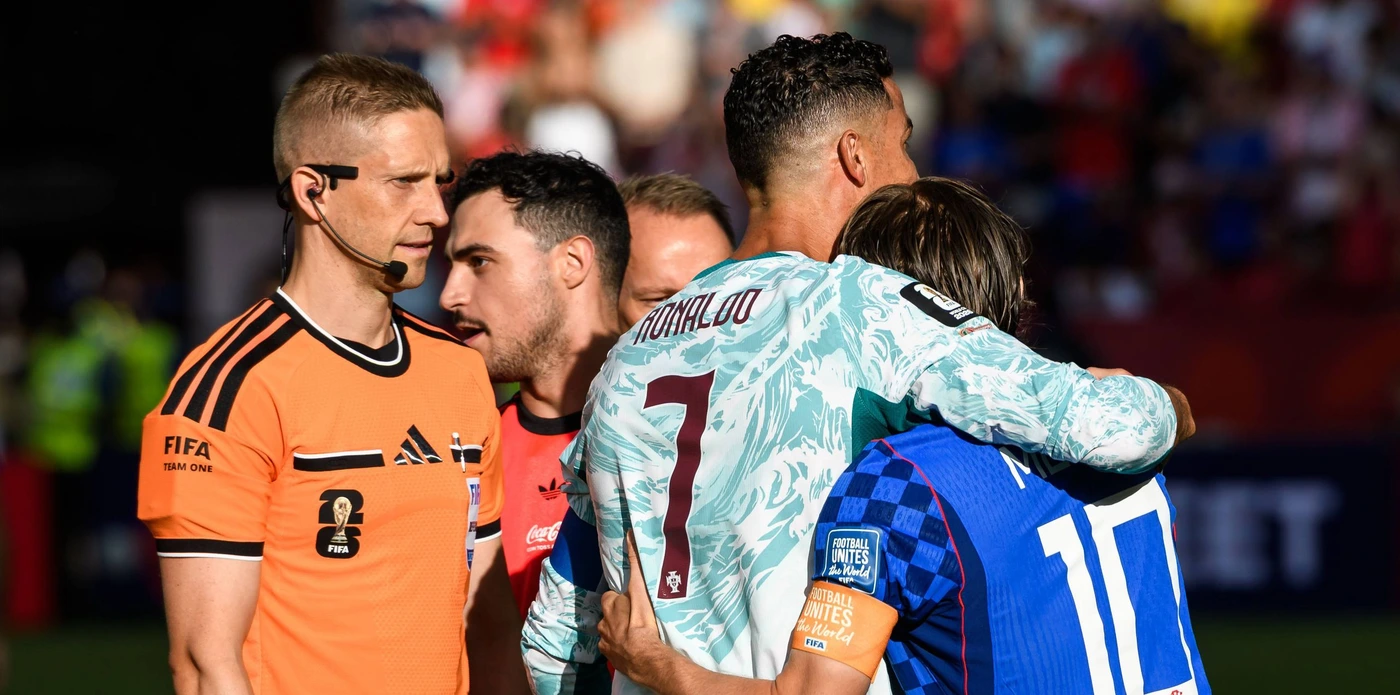July 2, 2026, Toronto, Ontario, Canada: Toronto, Ontario, Canada †July 2, 2026: Portugal s CRISTIANO RONALDO (7) hugs Croatia s LUKA MODRIC (10) before the FIFA World Cup, WM, Weltmeisterschaf...