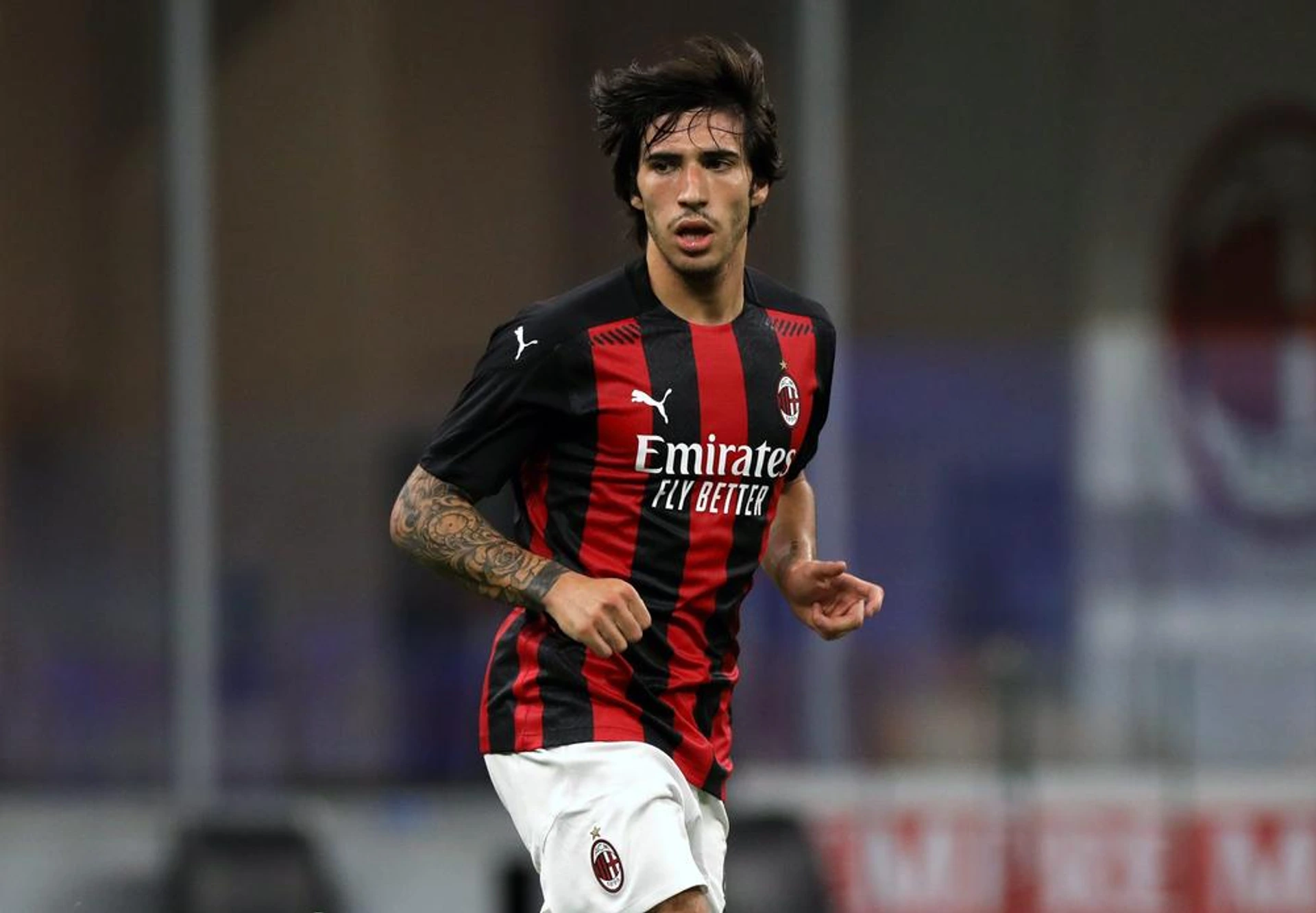 Tonali senza limiti: “Vorrei diventare una bandiera del Milan”