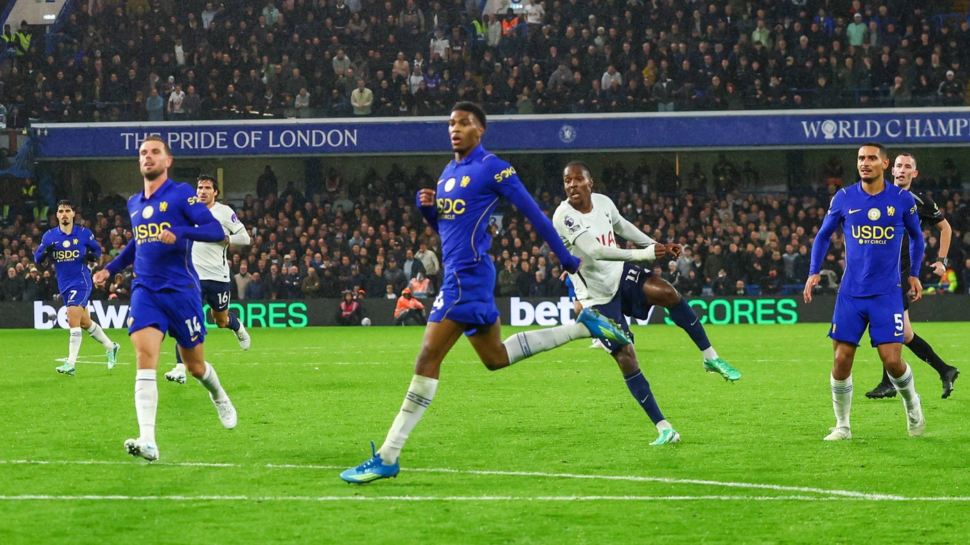 CALCIO: Chelsea-Manchester United, chi vincerà la partita?