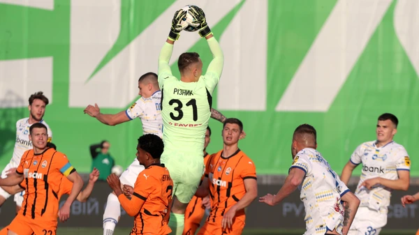 Goalkeeper Dmytro Riznyk of FC Shakhtar Donetsk catches the ball during the 2024/25 Ukrainian Cup final match against FC Dynamo Kyiv at the Central Stadium in Zhytomyr, Ukraine, May 14, 2025.