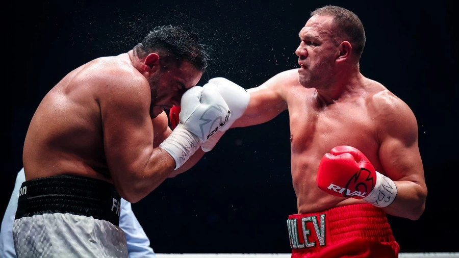 🥊БОКС: Тежка задача за Кубрат Пулев срещу опасния Гасиев