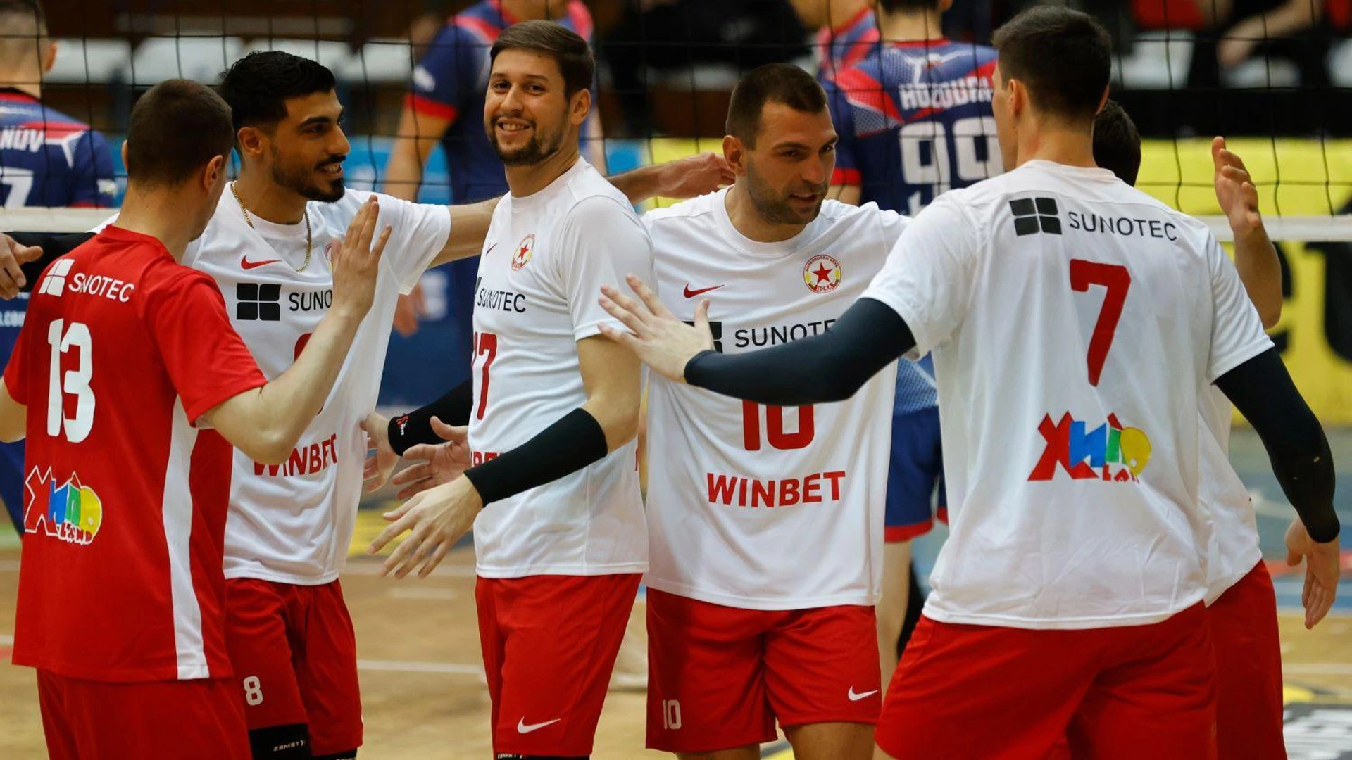 🏐 СУПЕР ВОЛЕЙ: Лесна победа за ЦСКА в дербито на кръга