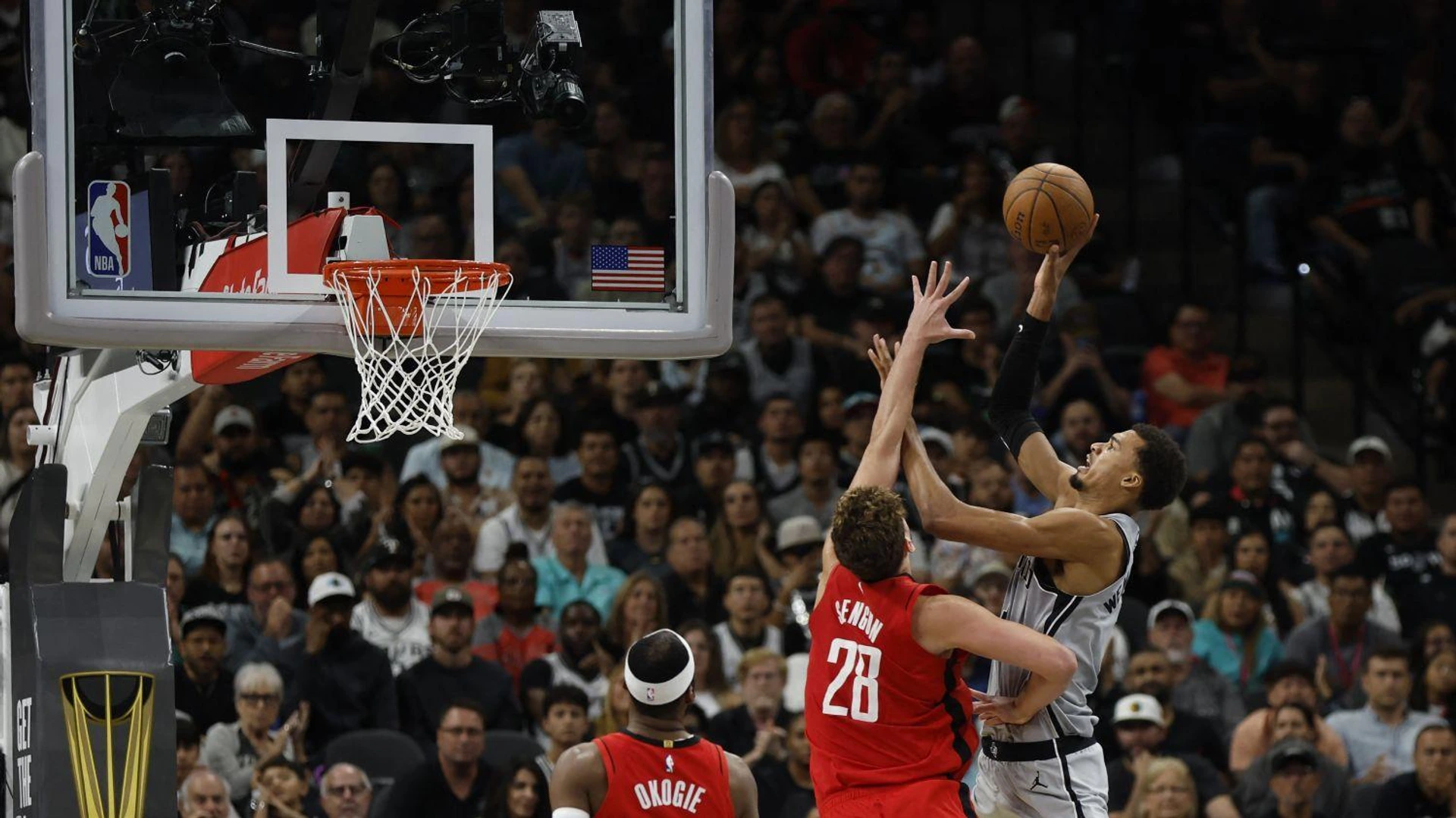 Хюстън Рокетс Сан Антонио Спърс НБА NBA баскетбол news.winbet.bg
