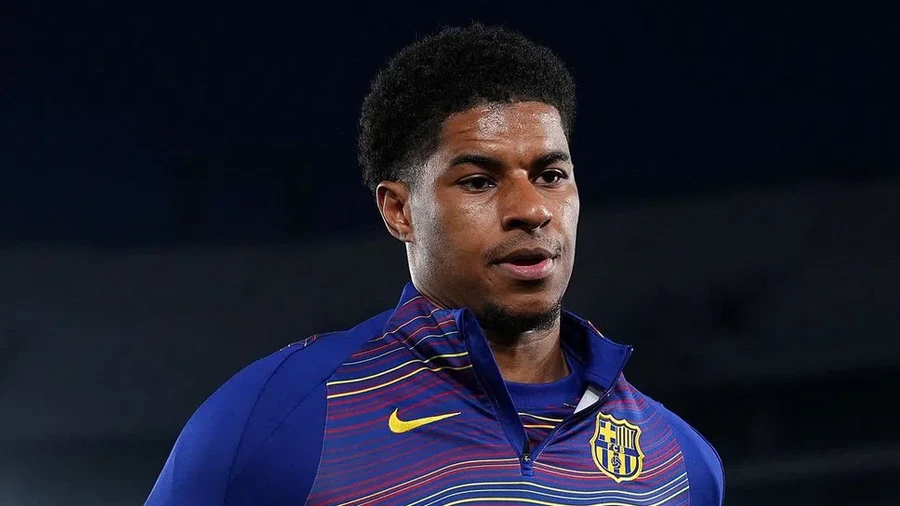 Aston Villa ready to take advantage of Barcelona's hesitation over Rashford