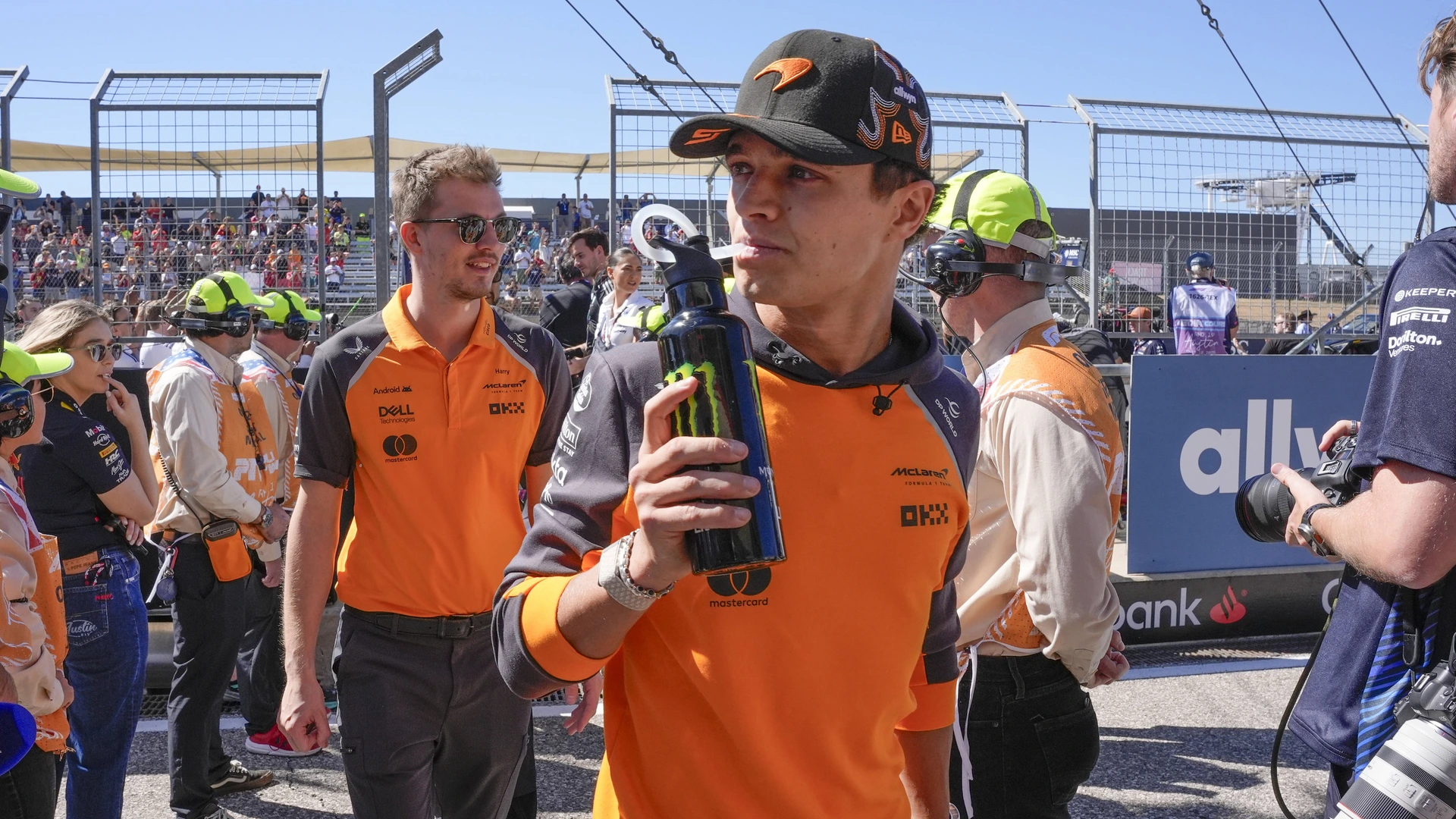 October 19, 2027: Lando Norris 4 during the Formula 1 MSC Cruises United States Grand Prix 2025 at Circuit Of The Americas in Austin Texas.