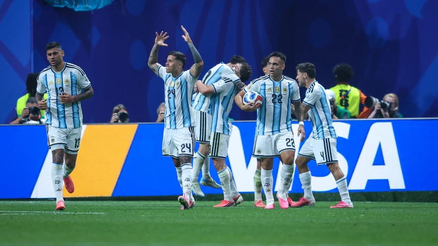 CALCIO: Argentina-Svizzera ai quarti di finale