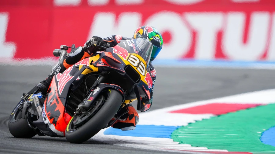 MOTOGP: Viaggio nella Cattedrale della velocità