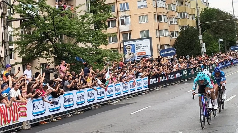 Вингегор остана без важен помощник в Джирото след падане в България