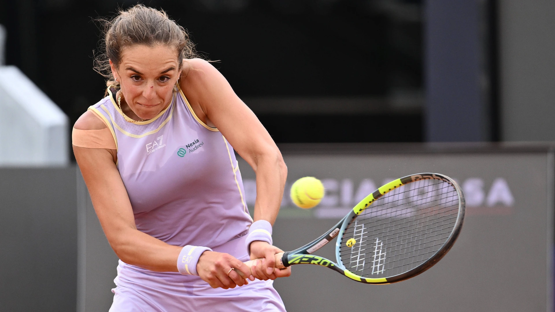 Lucia Bronzetti of Italy competes against McCartney Kessler of the United States during the Internazionali BNL d Italia Day One at Foro Italico on May 5, 2026, in Rome, Italy.