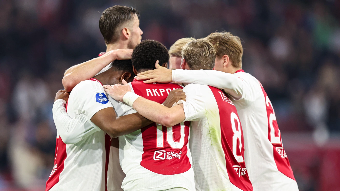 Chuba Akpom of AFC Ajax celebrates the fifth goal with his team during the Dutch Eredivisie match between AFC Ajax and Fortuna Sittard on September 18, 2024