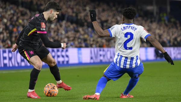 Brighton and Hove Brighton, England, 2025 February 8th. Chelsea s Pedro Neto left under pressure from Brighton & Hove Albion s Tariq Lamptey during the Emirates FA Cup 4th Round football match between Brighton & Hove Albion and Chelsea