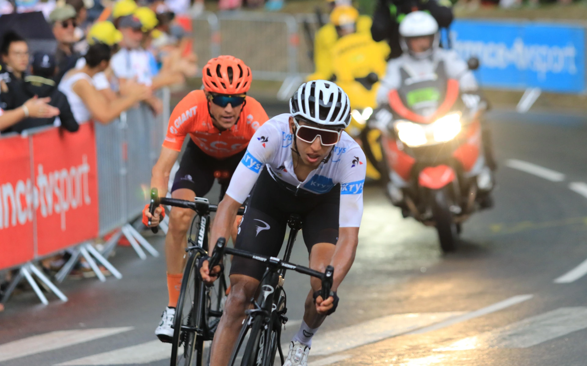 Il colombiano Bernal è maglia rosa. Oggi la decima tappa con arrivo a Foligno