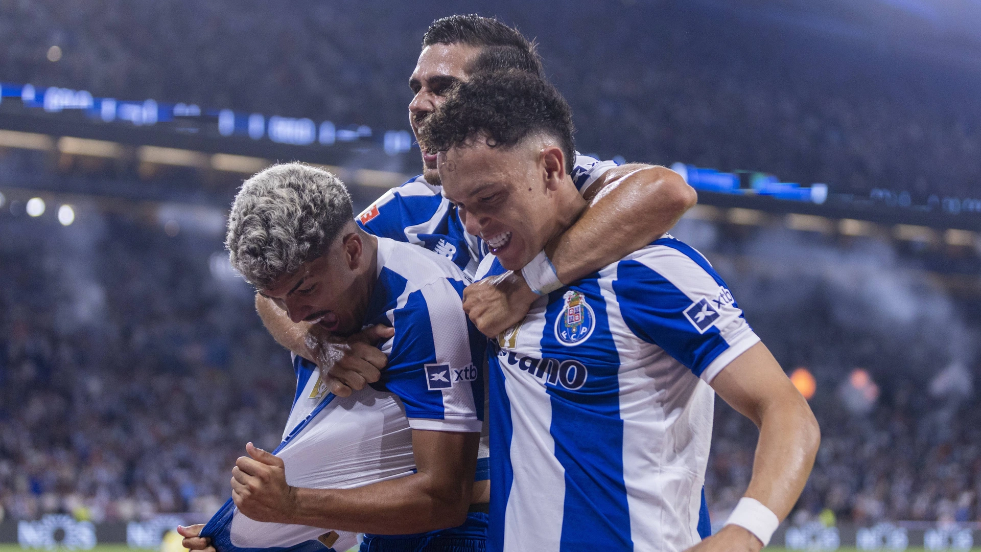 FC Porto v Moreirense FC - Primeira Liga William Gomes of FC Porto celebrates his goal during the FC Porto vs. Moreirense FC match for the Liga Portugal Betclic 2026/27 at Estadio do Dragao in Porto, Portugal, on September 4, 2026. 
