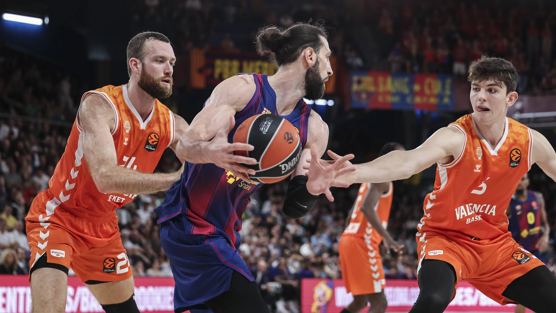 October 10, 2025, Barcelona, Barcelona, Spain: Tornike Shengelia of FC Barcelona, Barca in action during the Turkish Airlines Euroleague 2025/26 League Phase MD3, match played between FC Barcelona and Valencia Basket at Palau Blaugrana on October 10, 2025
