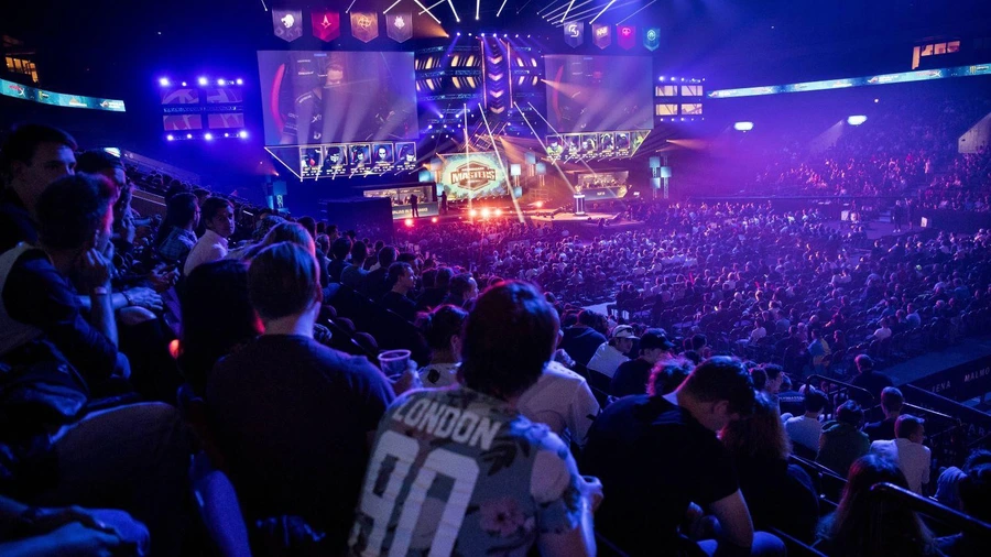 🎮 ЕSPORTS: Complexity и OG дават старт на грандиозните битки в Остин