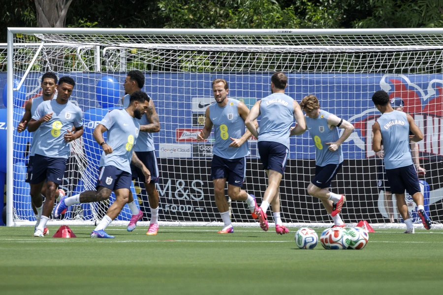 Англия включва на световен режим, а Кейн е готов за ново шоу