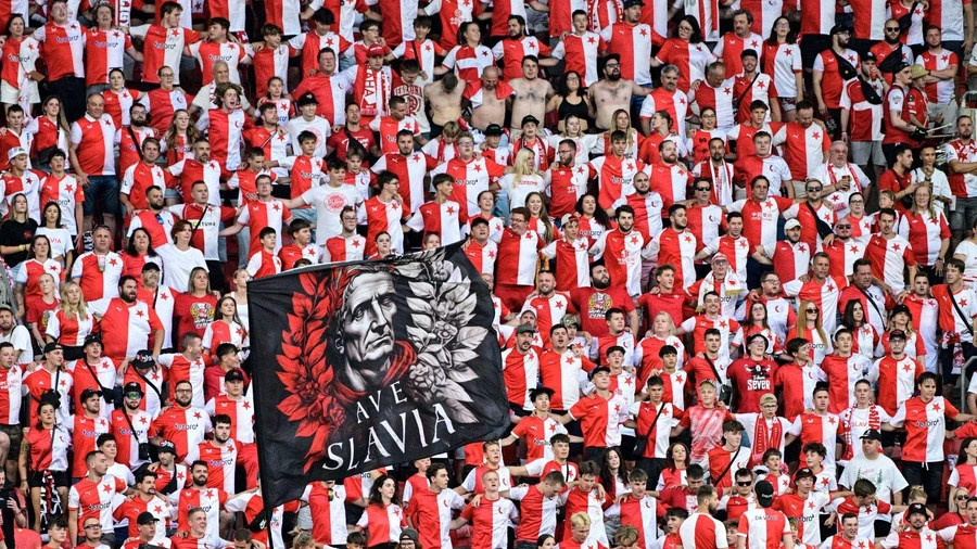 ⚽ ФУТБОЛ МИКС: Победи за Славия Прага и Мялби