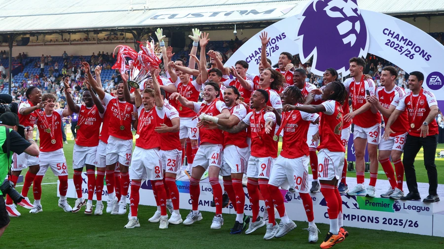 CALCIO: L'Arsenal al lavoro tra sicurezze e timori