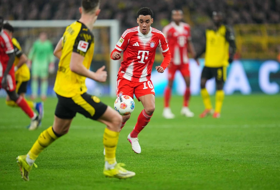 Der Klassiker Showdown: Unbeaten Bayern Host Dortmund in Top-of-the-Table Thriller