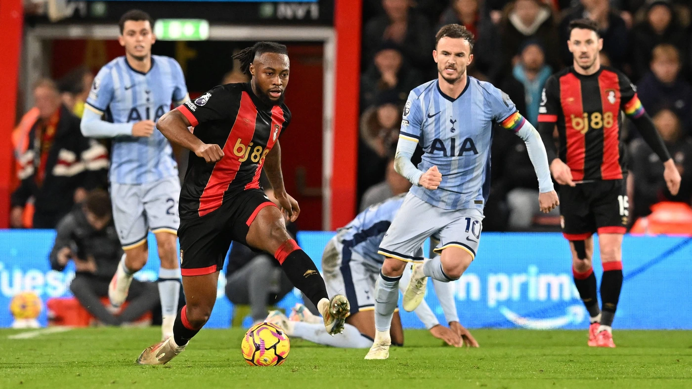 Bournemouth v Tottenham Hotspur Premier League 05/12/2024. Antoine Semenyo 24 of AFC Bournemouth on the attack during the Premier League match between Bournemouth and Tottenham Hotspur at the Vitality Stadium, Bournemouth, England on 5 December 2024.