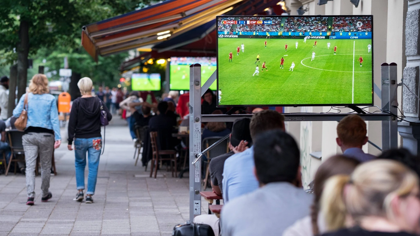 CALCIO: Social e tecnologie, l'impatto sui Mondiali moderni