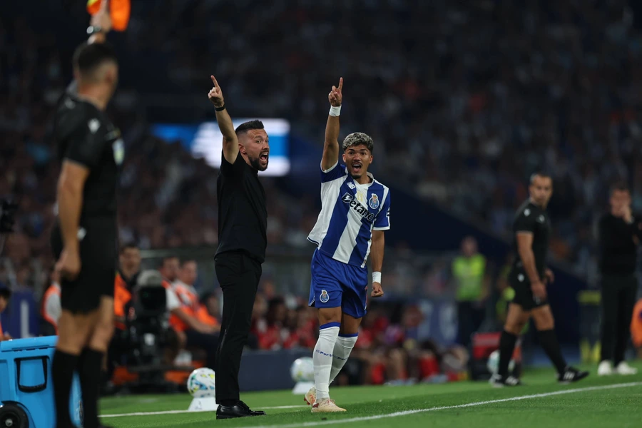 Real Betis Host Benfica in Crucial Champions League Matchday 2 Clash