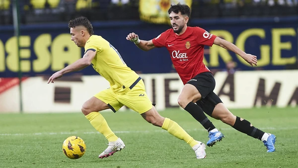 20.01.2024, FC Villarreal v RCD Mallorca - Kiko Femenia FC Villarreal and Manuel Morlanes RCD Mallorca battle for the ball