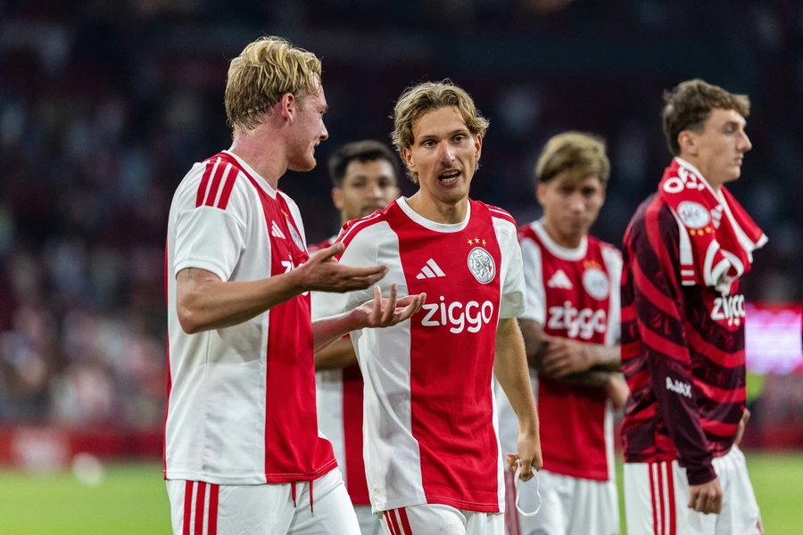 Ajax Cruise Past Shelbourne in Conference League First Leg