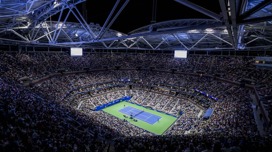 TENNIS: La notte di New York rende unico lo US Open