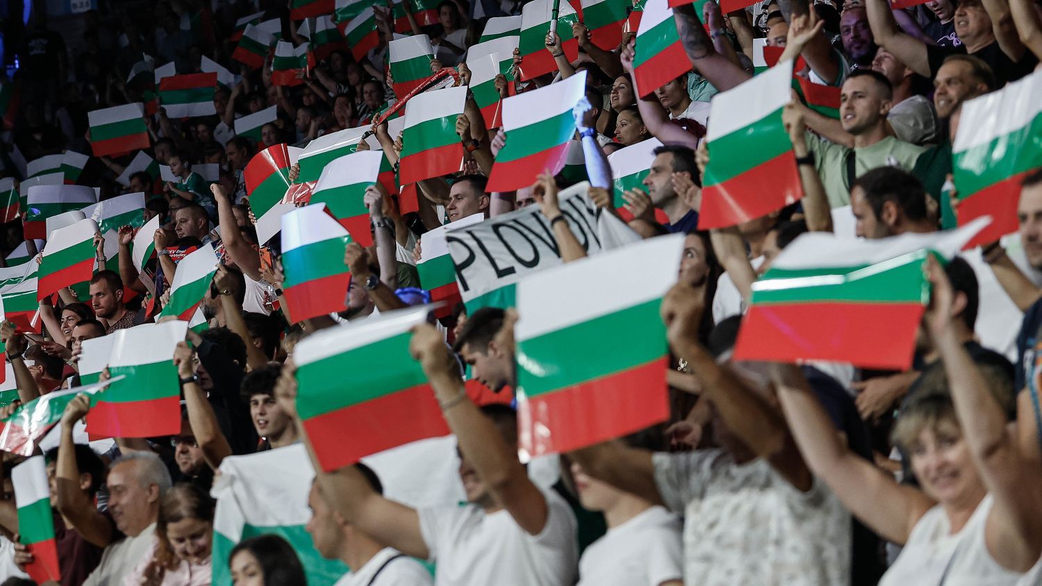 волейбол България Евроволей 2026 фенове